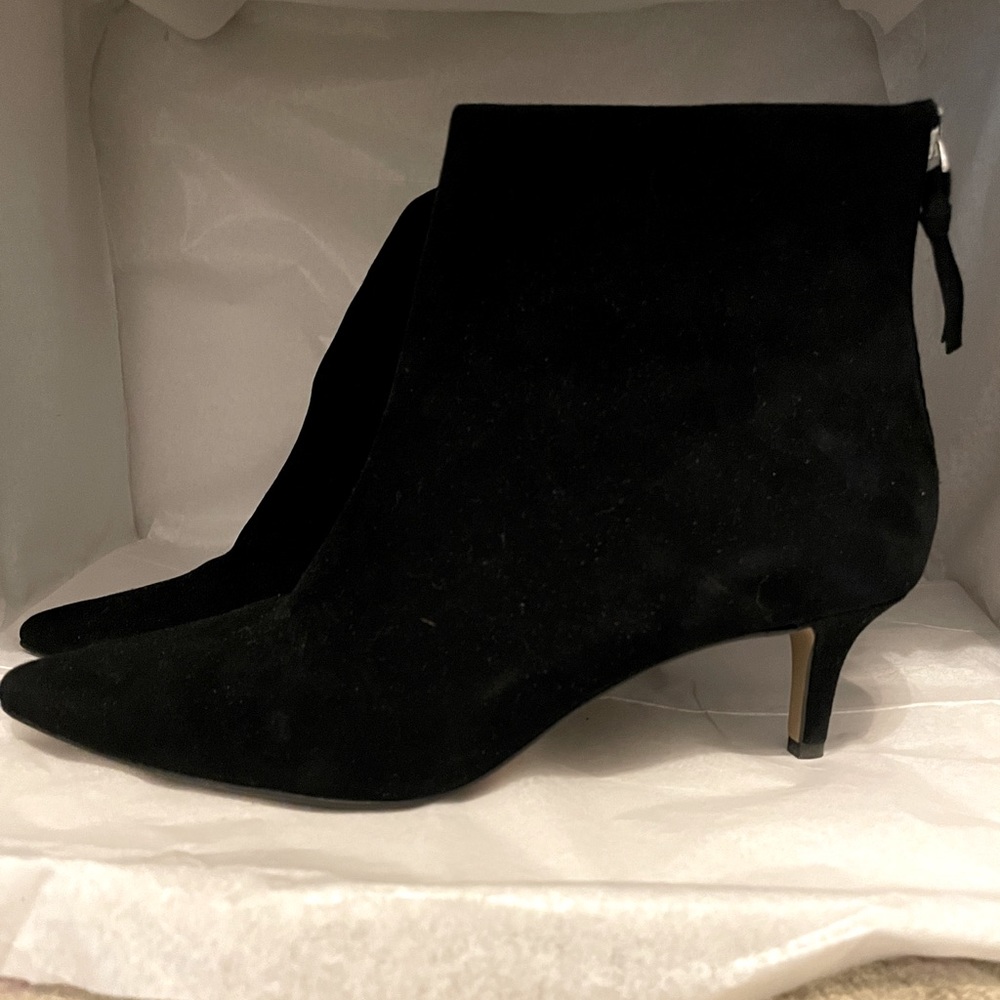 Saks Fifth Avenue Kitten Heel Booties